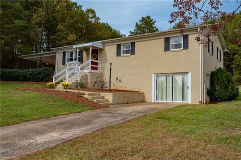 814 4th St, Conover, NC 28613 photo 2