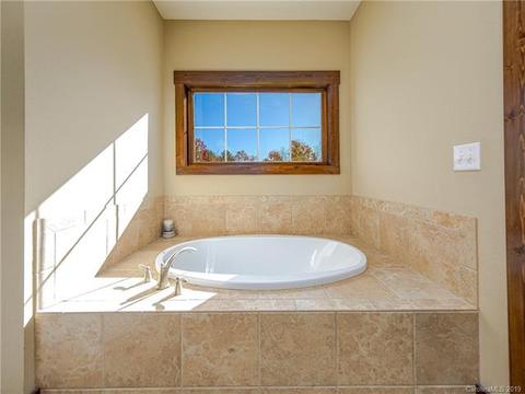 40 Ledgestone Dr, Fairview, NC 28730 photo 14