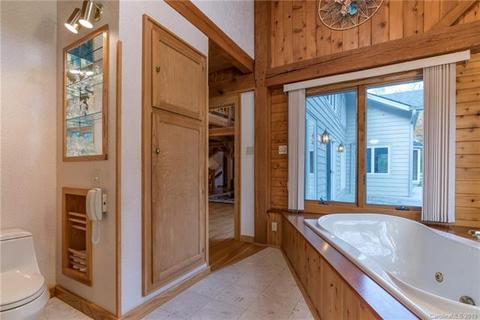 268 S Crescent Dr, Saluda, NC 28773 photo 31