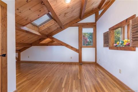 268 S Crescent Dr, Saluda, NC 28773 photo 37