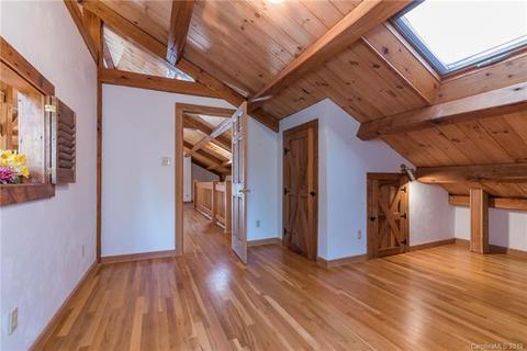 268 S Crescent Dr, Saluda, NC 28773 photo 39