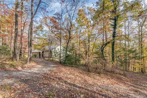 268 S Crescent Dr, Saluda, NC 28773 photo 10