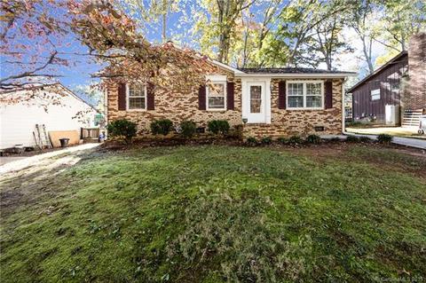 216 E Poplar St, Stanley, NC 28164 photo 1