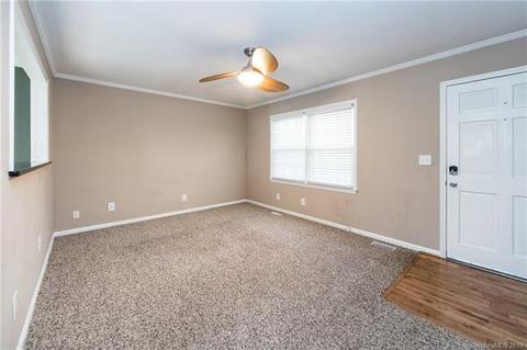 216 E Poplar St, Stanley, NC 28164 photo 6