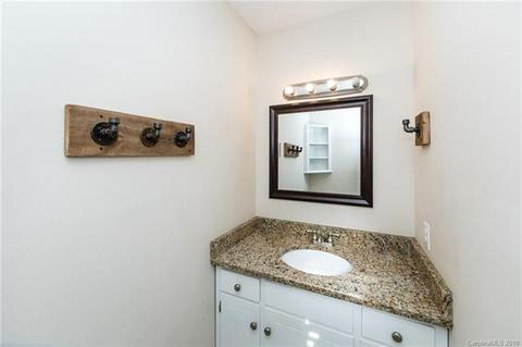 216 E Poplar St, Stanley, NC 28164 photo 18