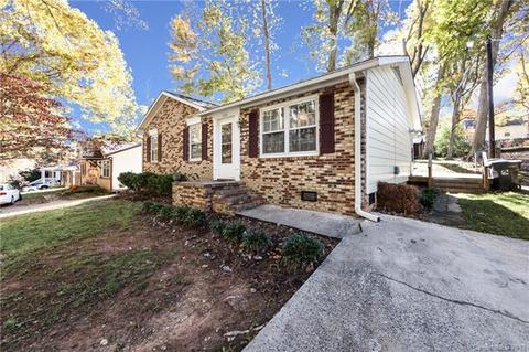 216 E Poplar St, Stanley, NC 28164 photo 3
