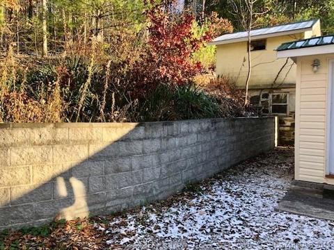 92 Cliff Buchanan Rd, Spruce Pine, NC 28777 photo 5