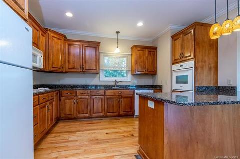 170 Towhee Trl, Tryon, NC 28782 photo 11