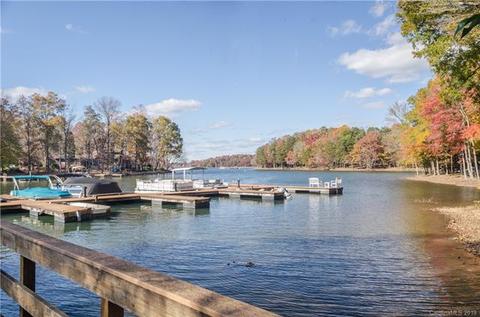 114 Lake Davidson Cir, Davidson, NC 28036 photo 32