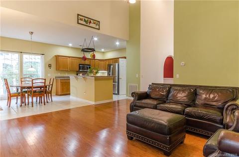 114 Lake Davidson Cir, Davidson, NC 28036 photo 9