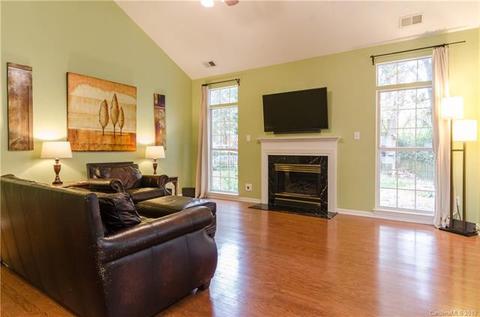 114 Lake Davidson Cir, Davidson, NC 28036 photo 7