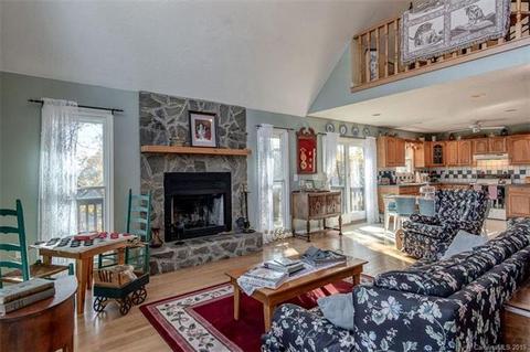 1145 Eagles Ridge Rd, Sylva, NC 28779 photo 5