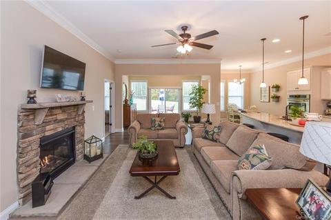 1186 Jack Pine Rd, Clover, SC 29710 photo 3