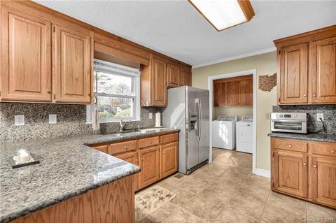 2405 Gleneagles Dr, Monroe, NC 28110 photo 9