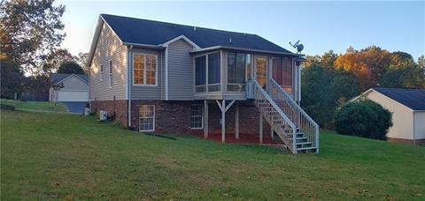 5112 Gold Leaf Trl, Conover, NC 28613 photo 4