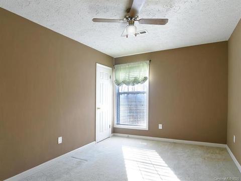 204 Hunter Knl, Marshall, NC 28753 photo 25