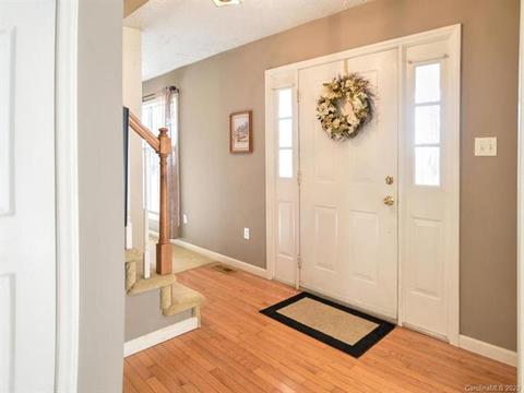 204 Hunter Knl, Marshall, NC 28753 photo 12
