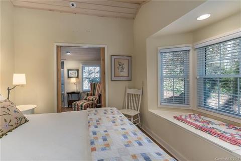 892 Pearson Falls Rd, Saluda, NC 28773 photo 18