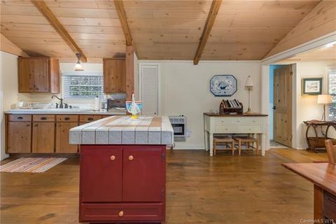 892 Pearson Falls Rd, Saluda, NC 28773 photo 12
