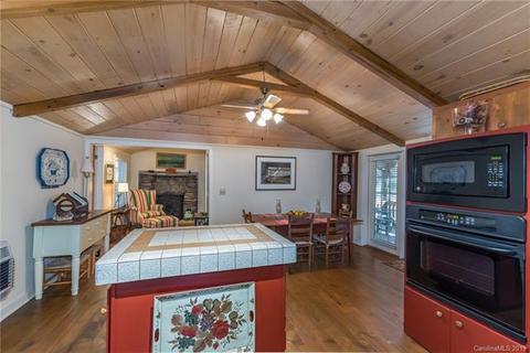 892 Pearson Falls Rd, Saluda, NC 28773 photo 14