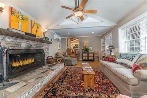892 Pearson Falls Rd, Saluda, NC 28773 photo 4