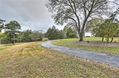 3247 Barr Rd, Concord, NC 28027 photo 3