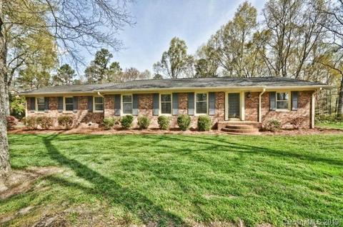 201 Ridgewood Dr, Monroe, NC 28112 photo 1