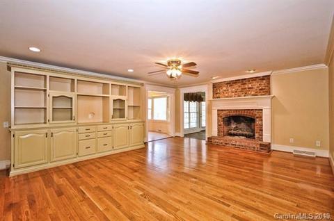 201 Ridgewood Dr, Monroe, NC 28112 photo 5