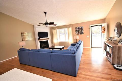 3980 Henry Dellinger Rd, Maiden, NC 28650 photo 6