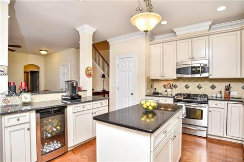 17131 Lake Path Dr, Cornelius, NC 28031 photo 5