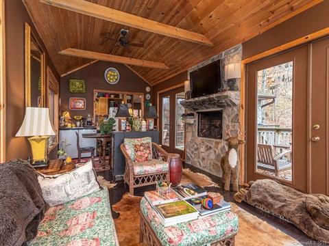 437 Bee Tree Ln, Mars Hill, NC 28754 photo 13