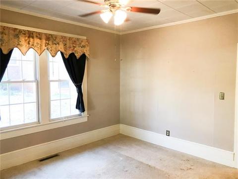 417 6th St SW, Conover, NC 28613 photo 2