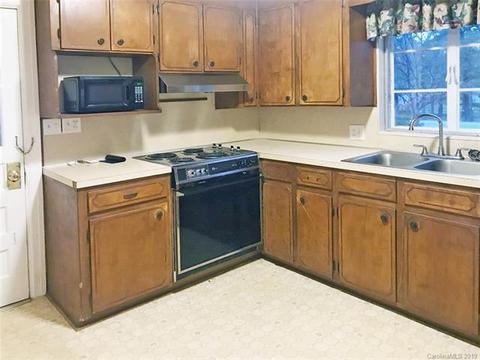 415 Gillsbrook Rd, Lancaster, SC 29720 photo 7