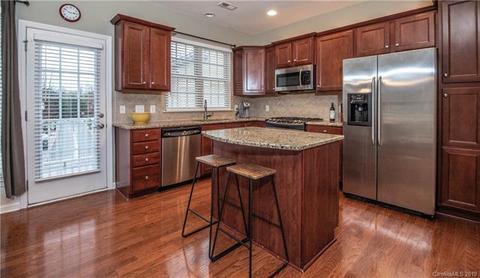 667 Sixth Baxter Xing, Fort Mill, SC 29708 photo 8