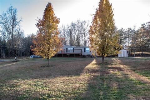 7206 Pyramid Dr, Hickory, NC 28602 photo 4