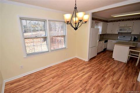 926 E John St, Matthews, NC 28105 photo 10