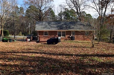 926 E John St, Matthews, NC 28105 photo 4