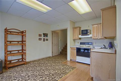119 Winter Ln, Clyde, NC 28721 photo 33