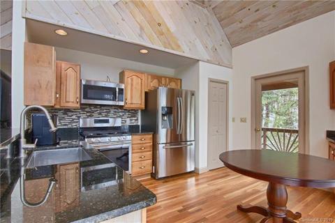 119 Winter Ln, Clyde, NC 28721 photo 8