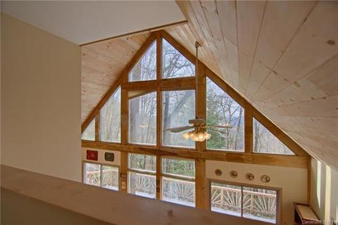 119 Winter Ln, Clyde, NC 28721 photo 12