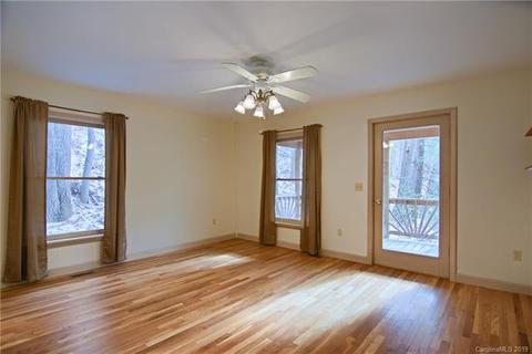 119 Winter Ln, Clyde, NC 28721 photo 13