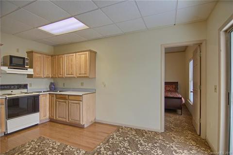 119 Winter Ln, Clyde, NC 28721 photo 18