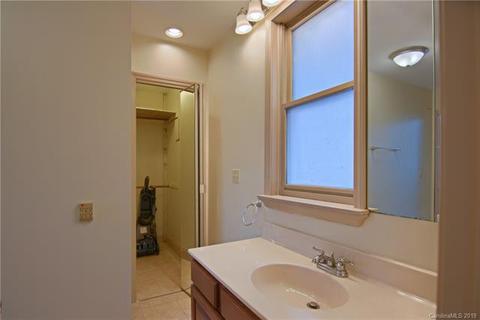 119 Winter Ln, Clyde, NC 28721 photo 20