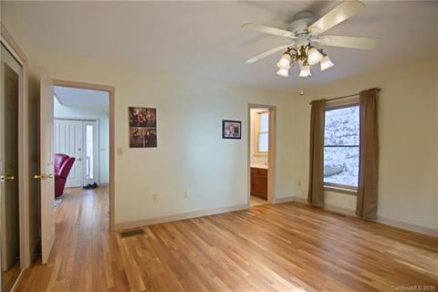 119 Winter Ln, Clyde, NC 28721 photo 17