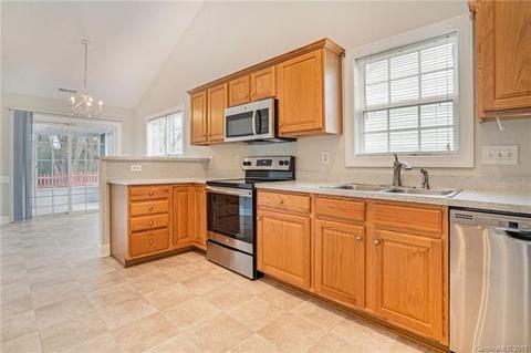 1440 Winthrop Ln, Monroe, NC 28110 photo 3