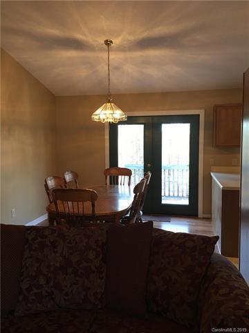 228 Sequoyah Cir, Morganton, NC 28655 photo 7
