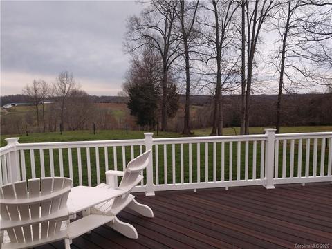 447 Chief Thomas Rd, Harmony, NC 28634 photo 25