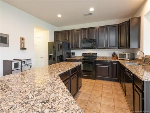 10950 Kingsview Dr, Davidson, NC 28036 photo 18