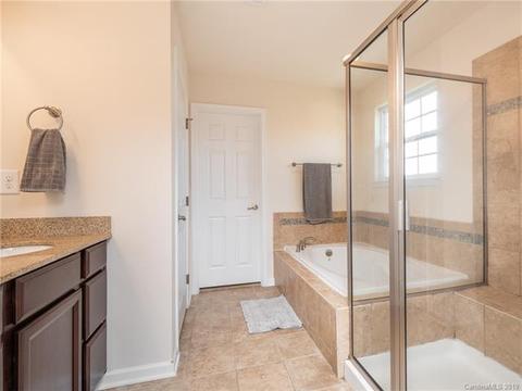 10950 Kingsview Dr, Davidson, NC 28036 photo 7