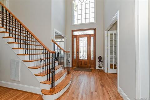 7617 Windaliere Dr, Cornelius, NC 28031 photo 3